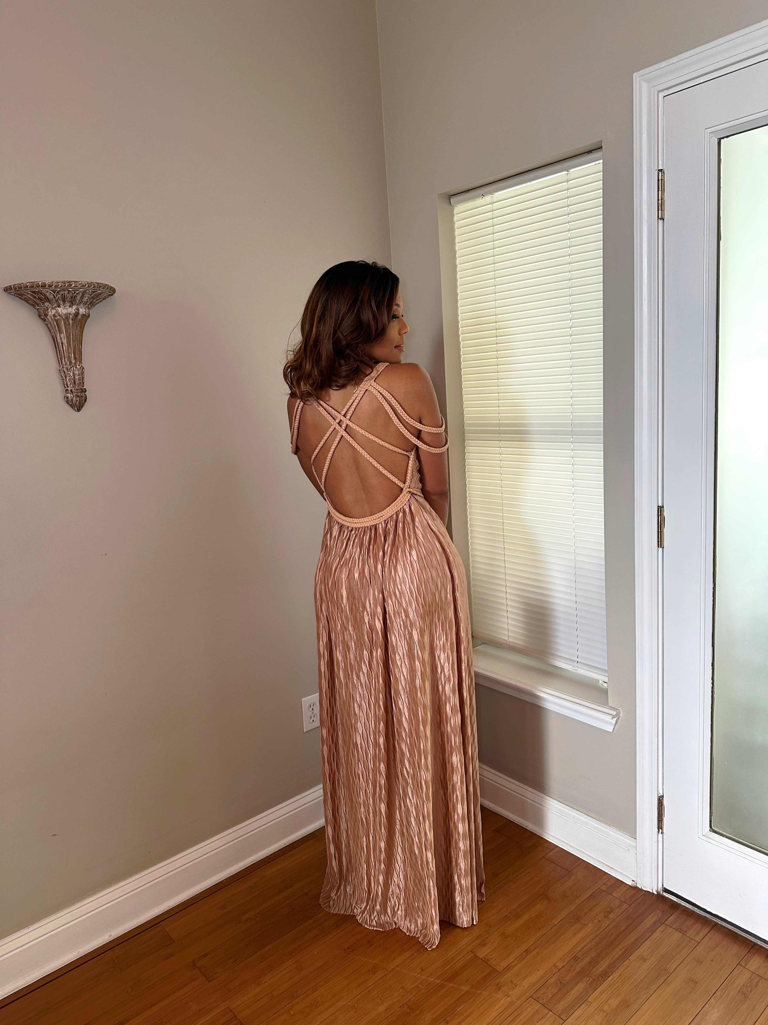 The Rich Housewife Maxi