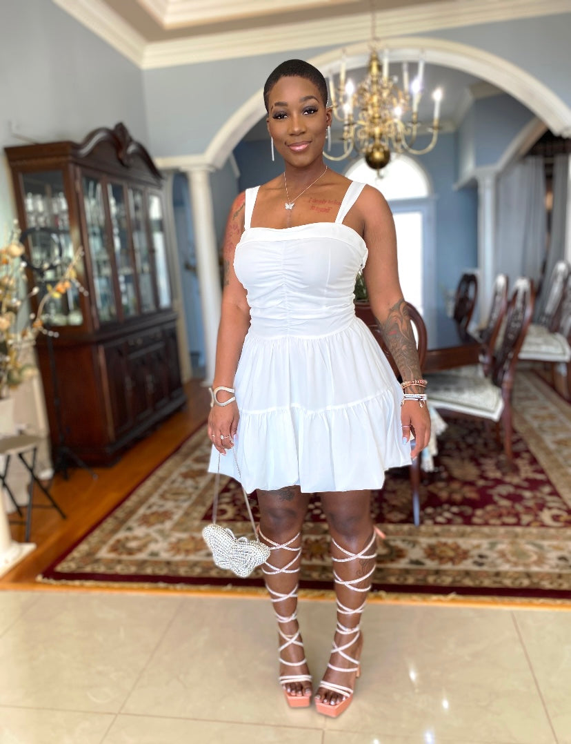 So dreamy white dress